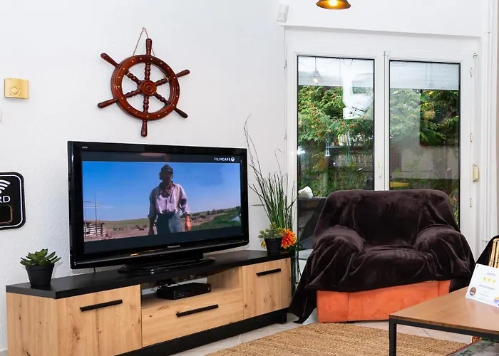 Kektetos Vendeghaz * 扎马迪